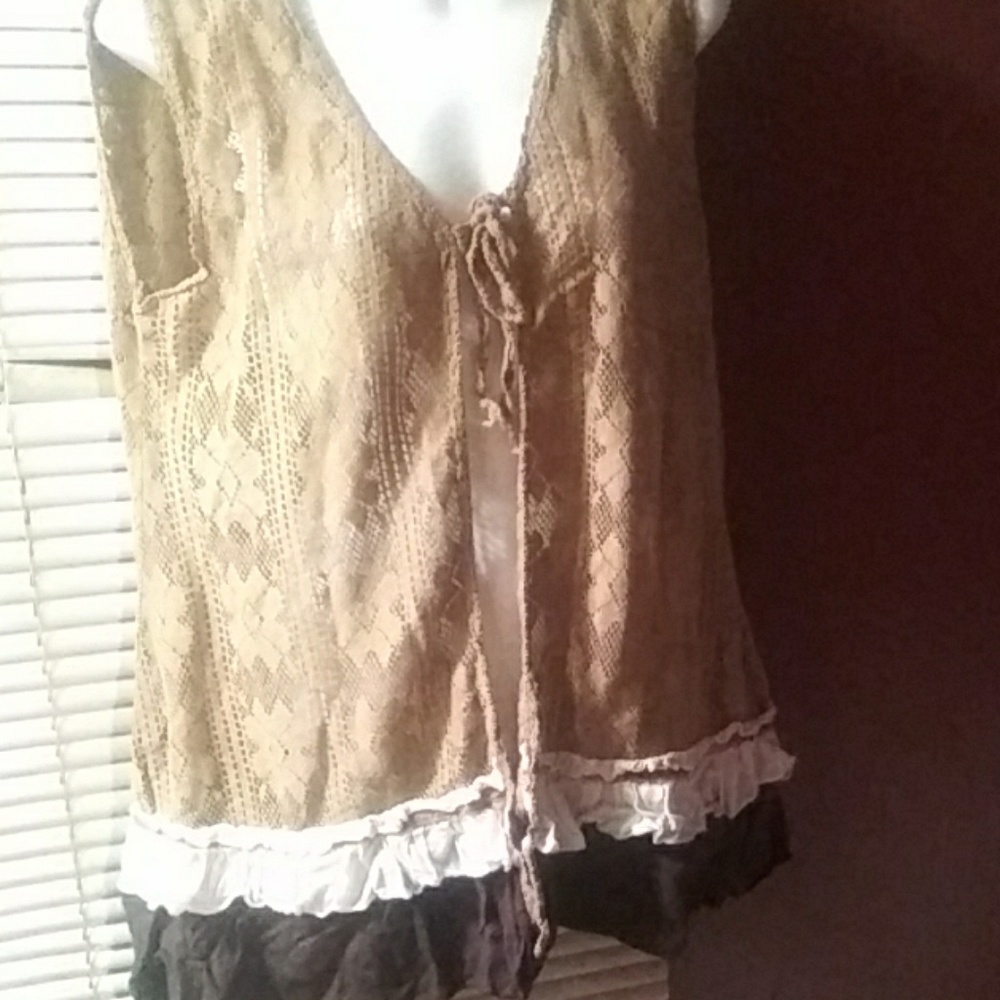 Sleeveless cardigan